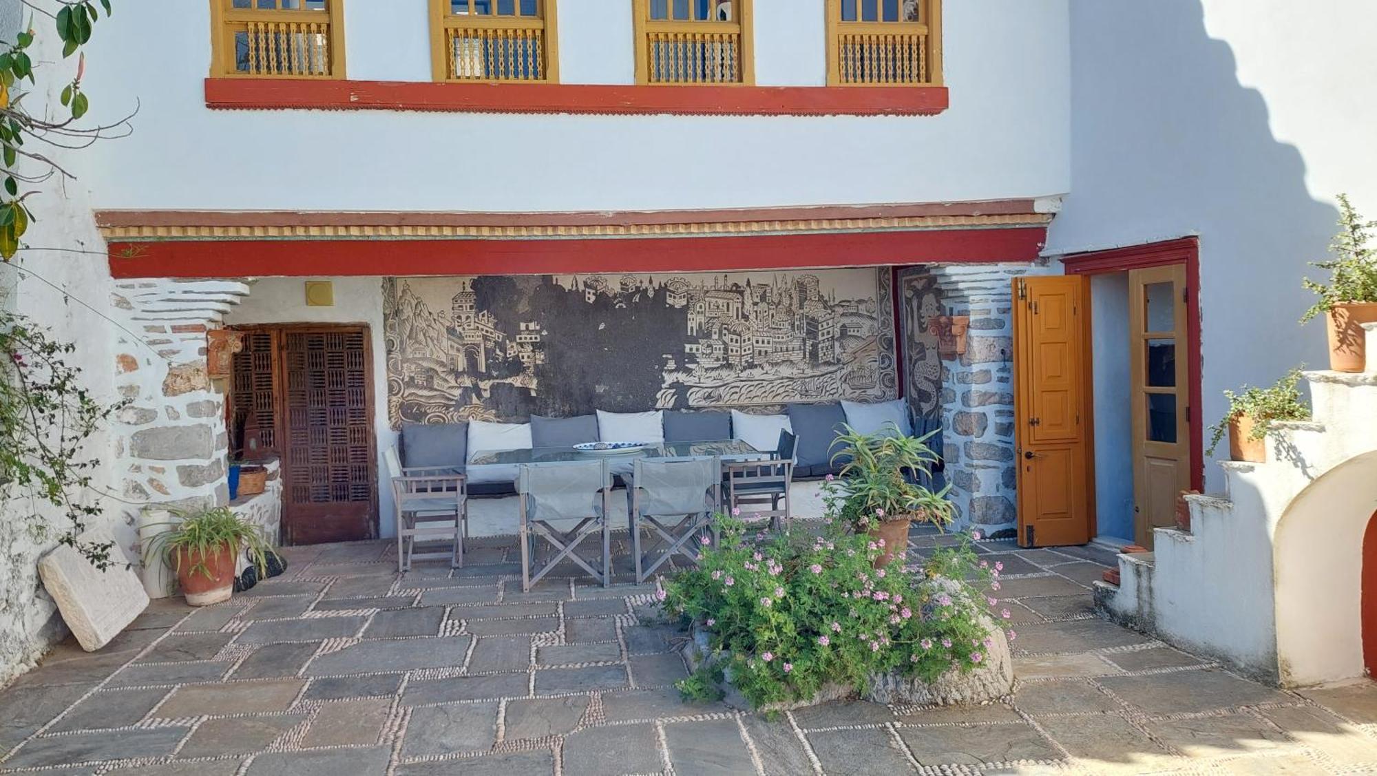 Rallou House Hydra Екстериор снимка